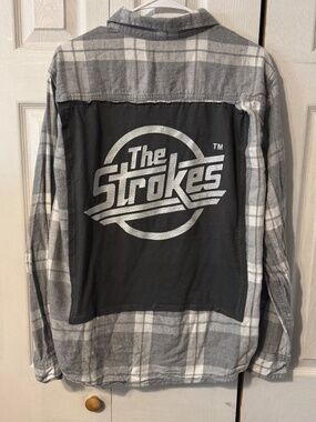 The Strokes Upcycled Back Graphic T-Shirt on Flannel - Size Men's XL